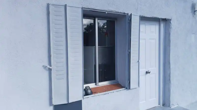 Vista exterior de Casa o chalet en venta en El Espinar con Calefacción y Jardín privado