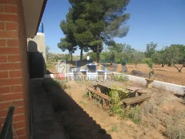 Casa rústica amb piscina en venda a Valdepeñas, imagen 6