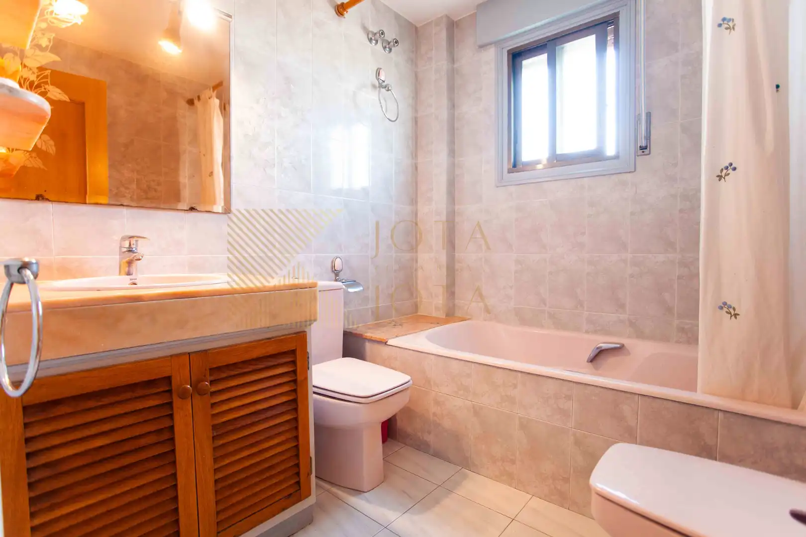 Casa con terraza en venta en Mas Baell - Can Carbó, imagen 60