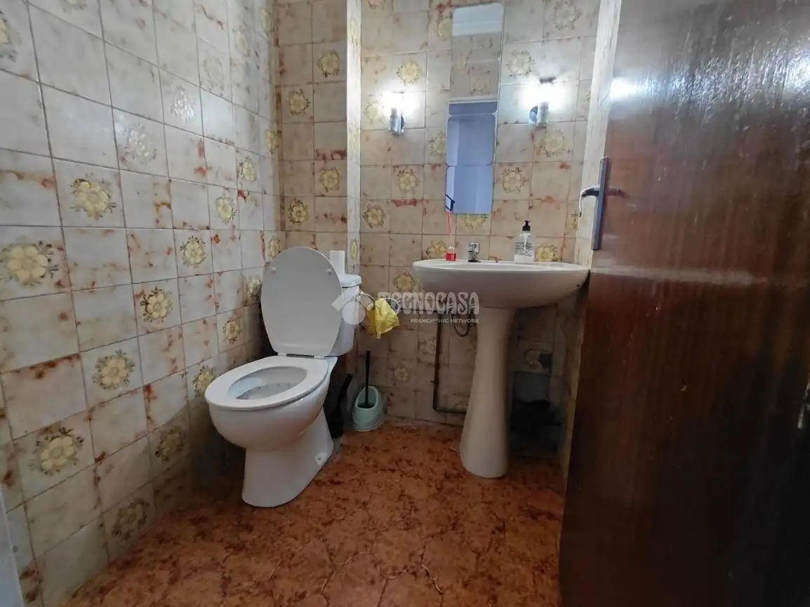 Bany de Casa adosada en venda en Sevilla