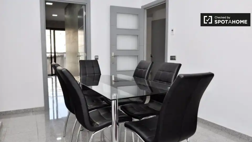 Piso con terraza en alquiler en Gràcia, imagen 4