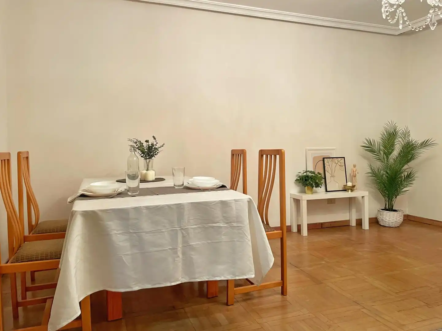 Menjador de Pis en venda en Gijón  amb Calefacció, Jardí privat i Parquet