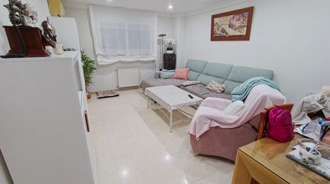 VENTA  PISO  DE TRES DORMITORIOS Y PATIO EN  III MILENIO, immagine 3