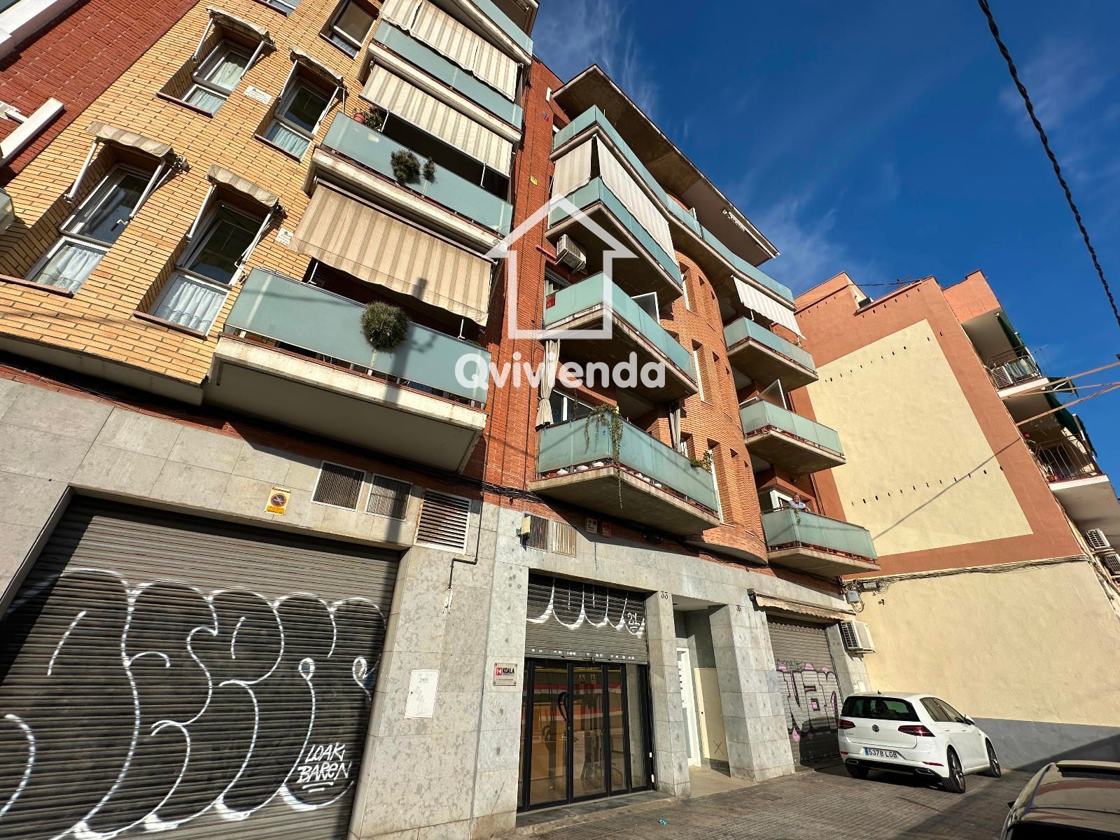 Vista exterior de Pis en venda en Montcada i Reixac
