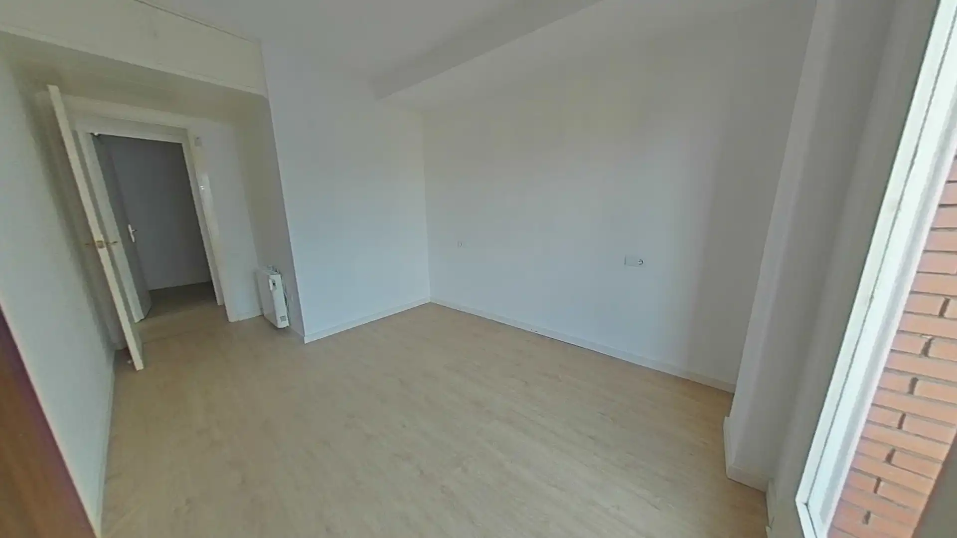 Habitación de Piso en venta en Barcelona con Calefacción