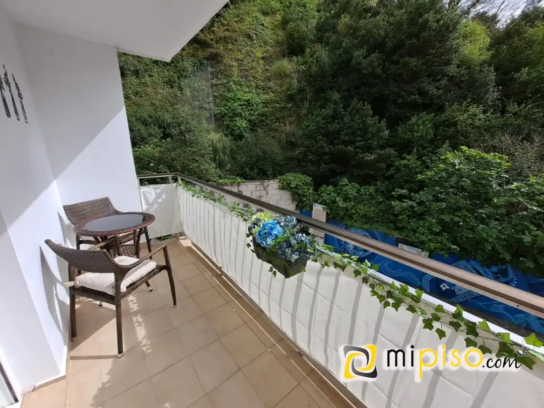 Flat for rent in MENENDEZ PELAYO, 29, Zona Playa