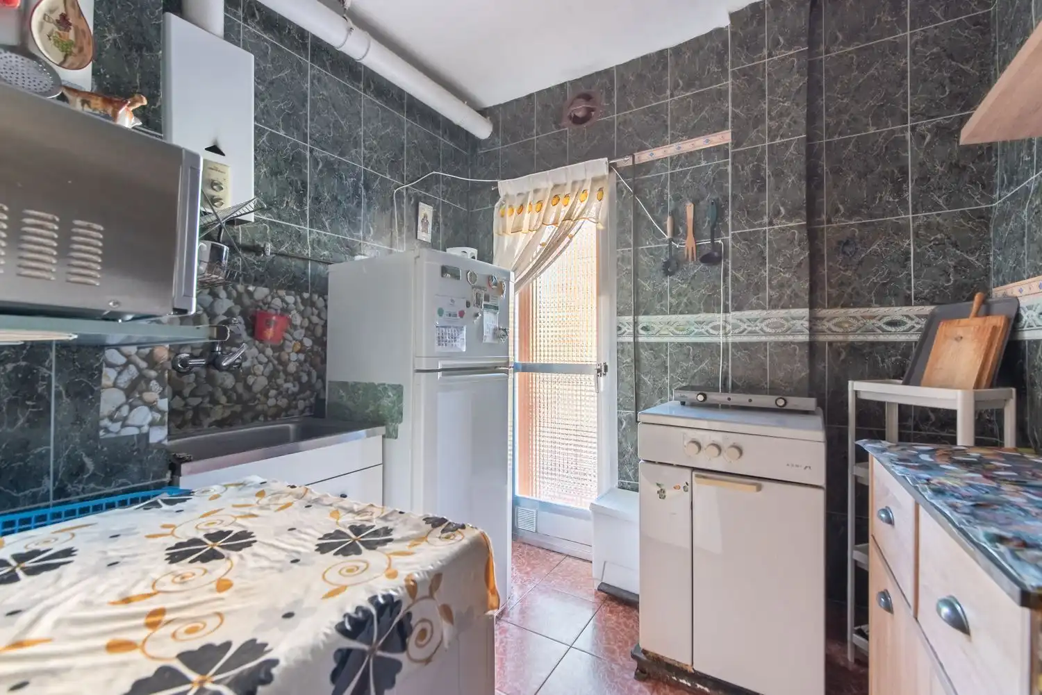 Cocina de Piso en venta en Alcorcón con Terraza y Trastero