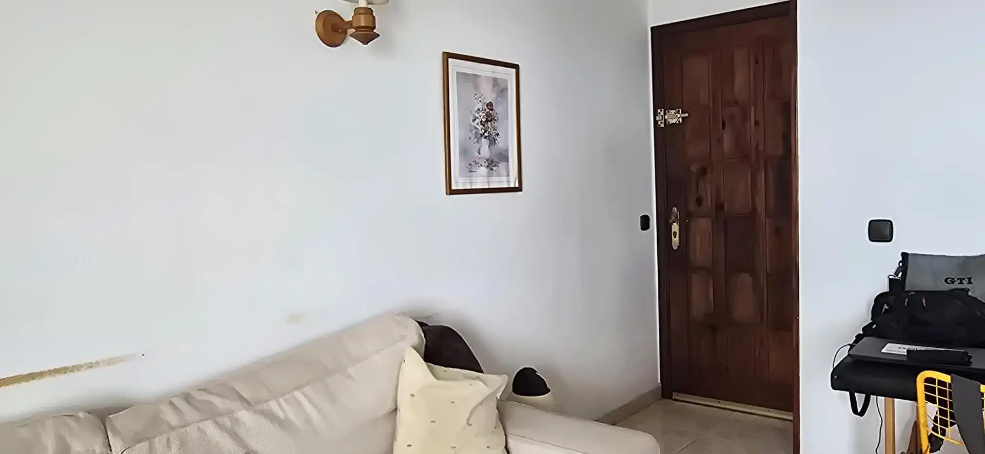 Sala de estar de Piso en venta en San Cristóbal de la Laguna con Balcón y Piscina comunitaria