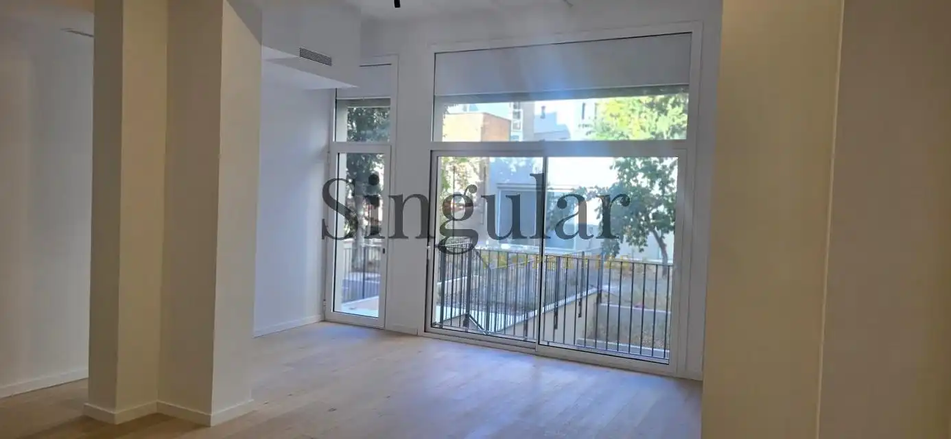 Vista exterior de Dúplex en venta en Barcelona con Aire acondicionado, Calefacción y Jardín privado