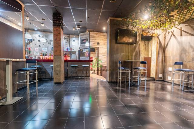 Local comercial en Venta en Calle San Antonio, 1 en La Catedral
