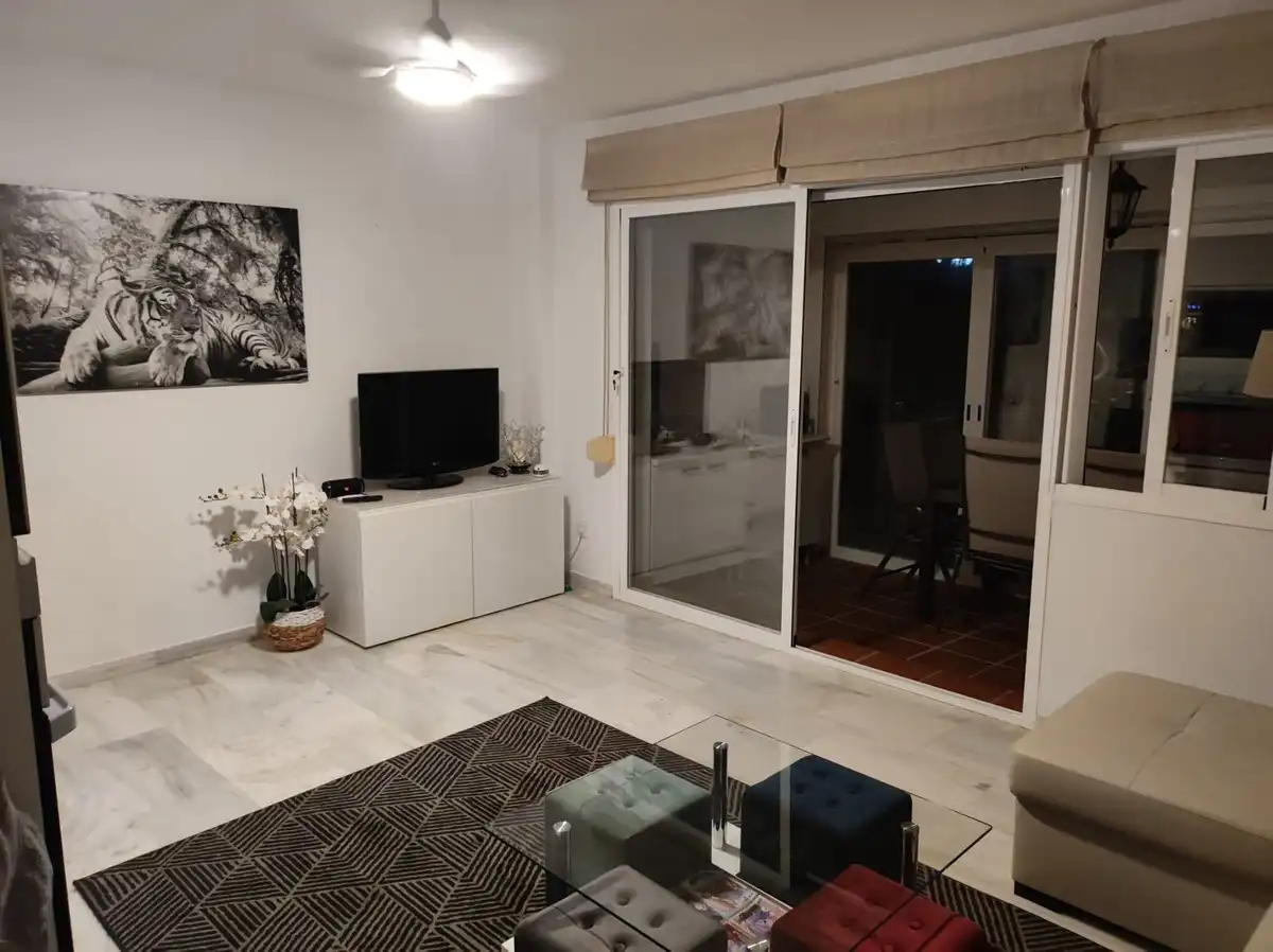 Wohnzimmer von Erdgeschoss zum Verkauf in Benalmádena mit Klimaanlage, Heizung und Terrasse