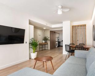 Living room of Apartment to share in  Madrid Capital  with Air Conditioner and Terrace