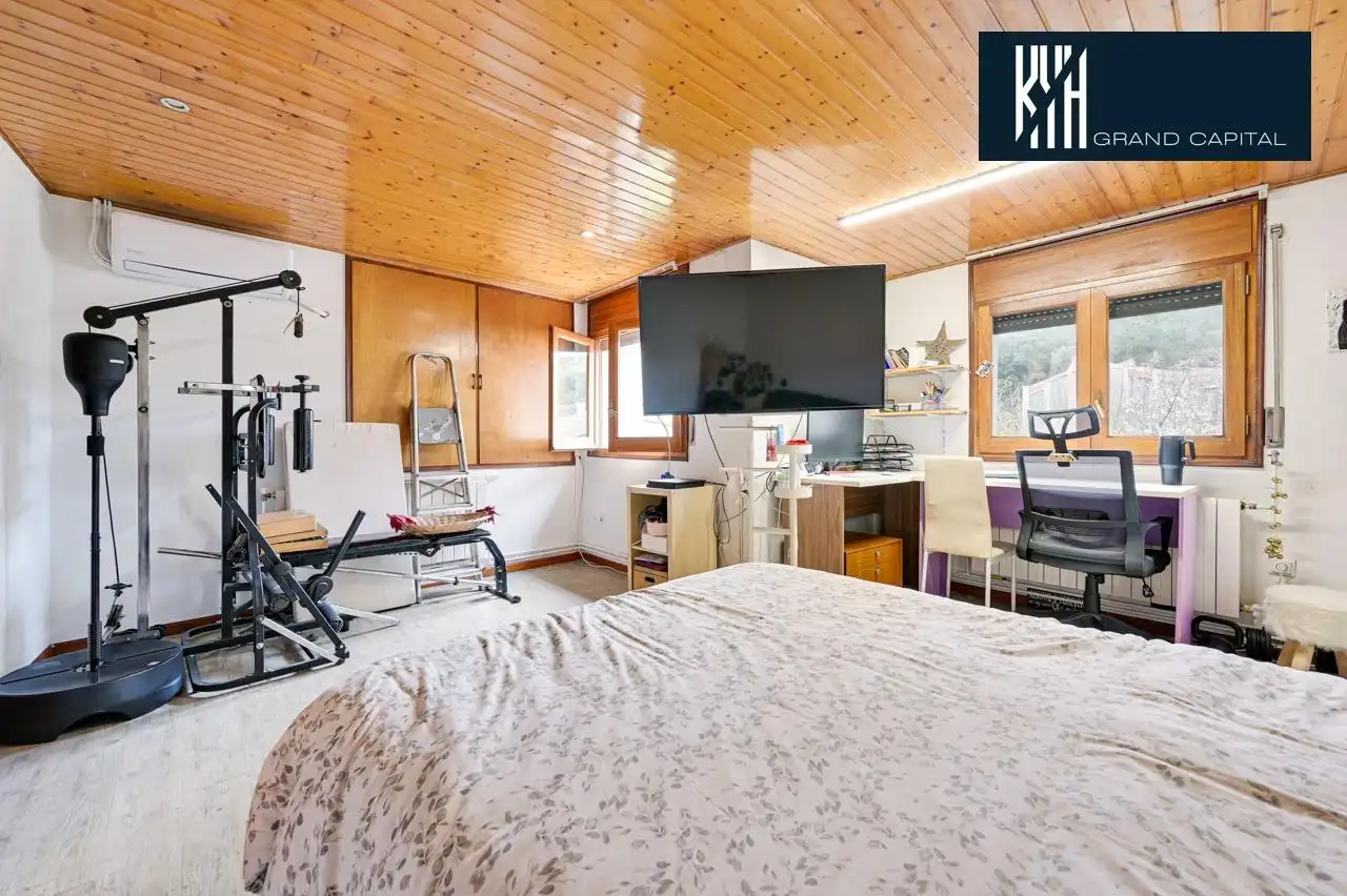Habitación de Casa adosada en venta en Juià