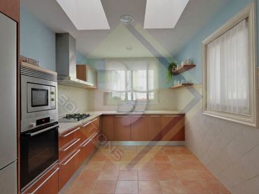 Terraced house with balcony for sale in Mar