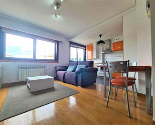 Living room of Duplex to rent in Ourense Capital   with Air Conditioner, Heating and Parquet flooring