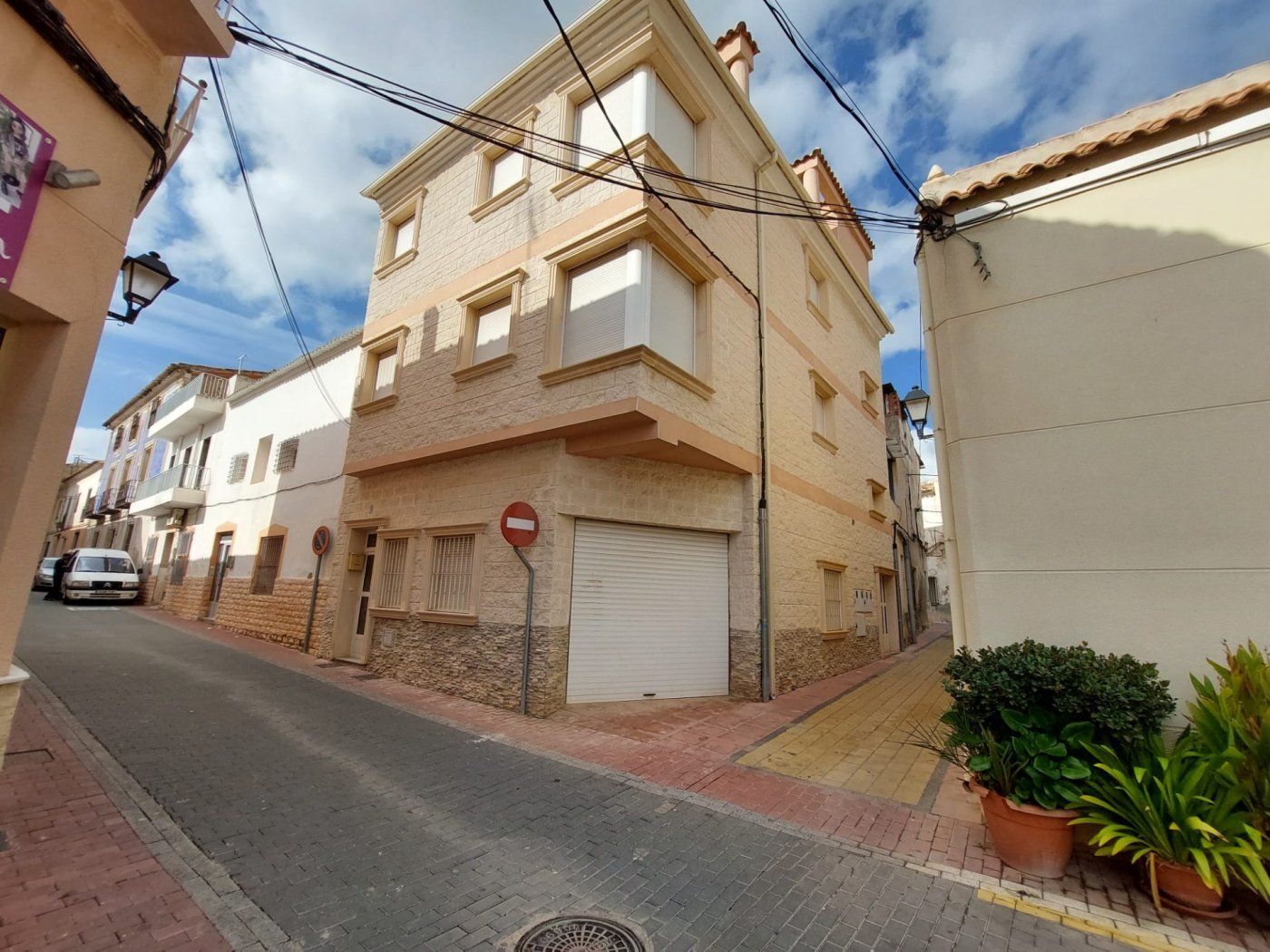 Exterior view of Building for sale in Fortuna