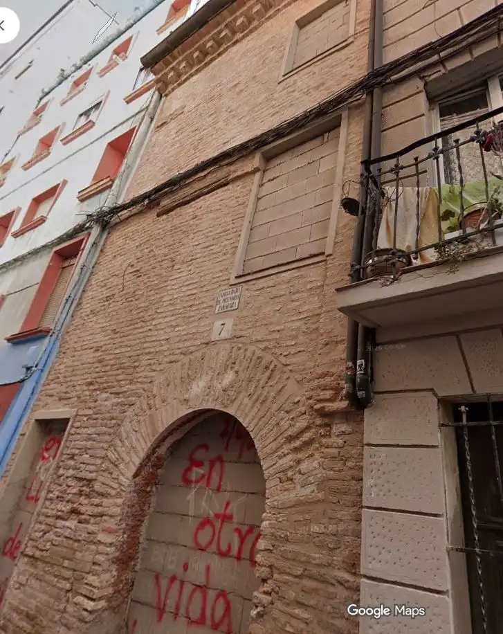 Vista exterior de Piso en venta en  Zaragoza Capital