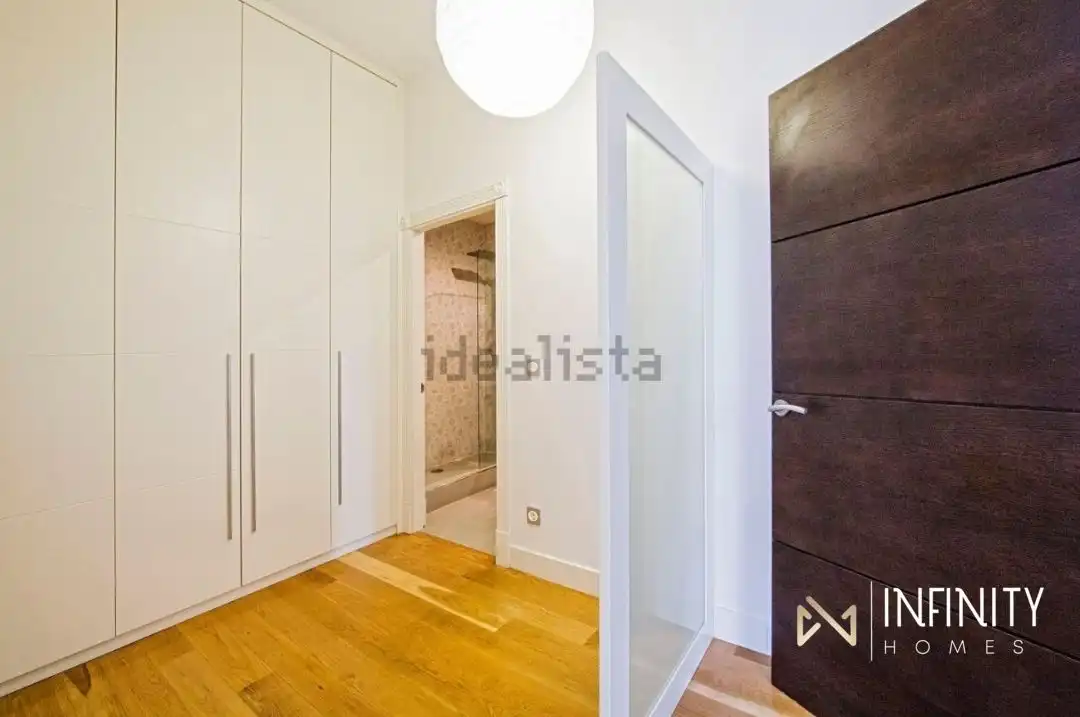 Piso de alquiler en Bilbao  con Calefacción y Balcón