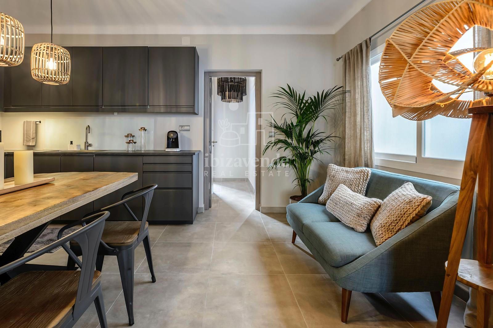Living room of Flat for sale in Eivissa  with Air Conditioner, Heating and Terrace