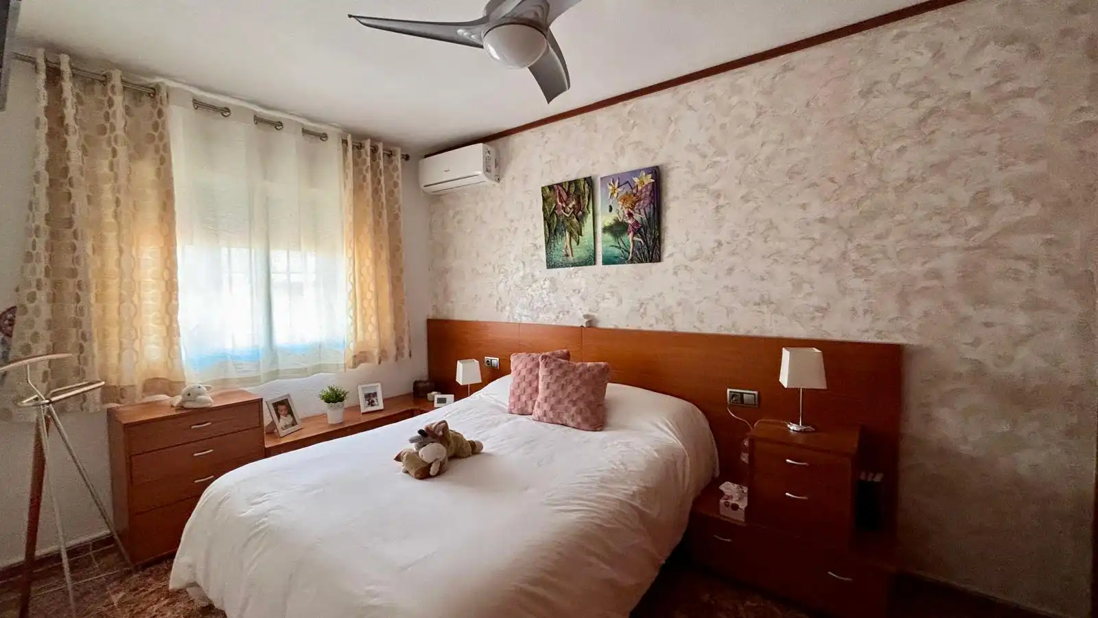 Habitación de Casa adosada en venta en Cartagena con Aire acondicionado, Calefacción y Jardín privado