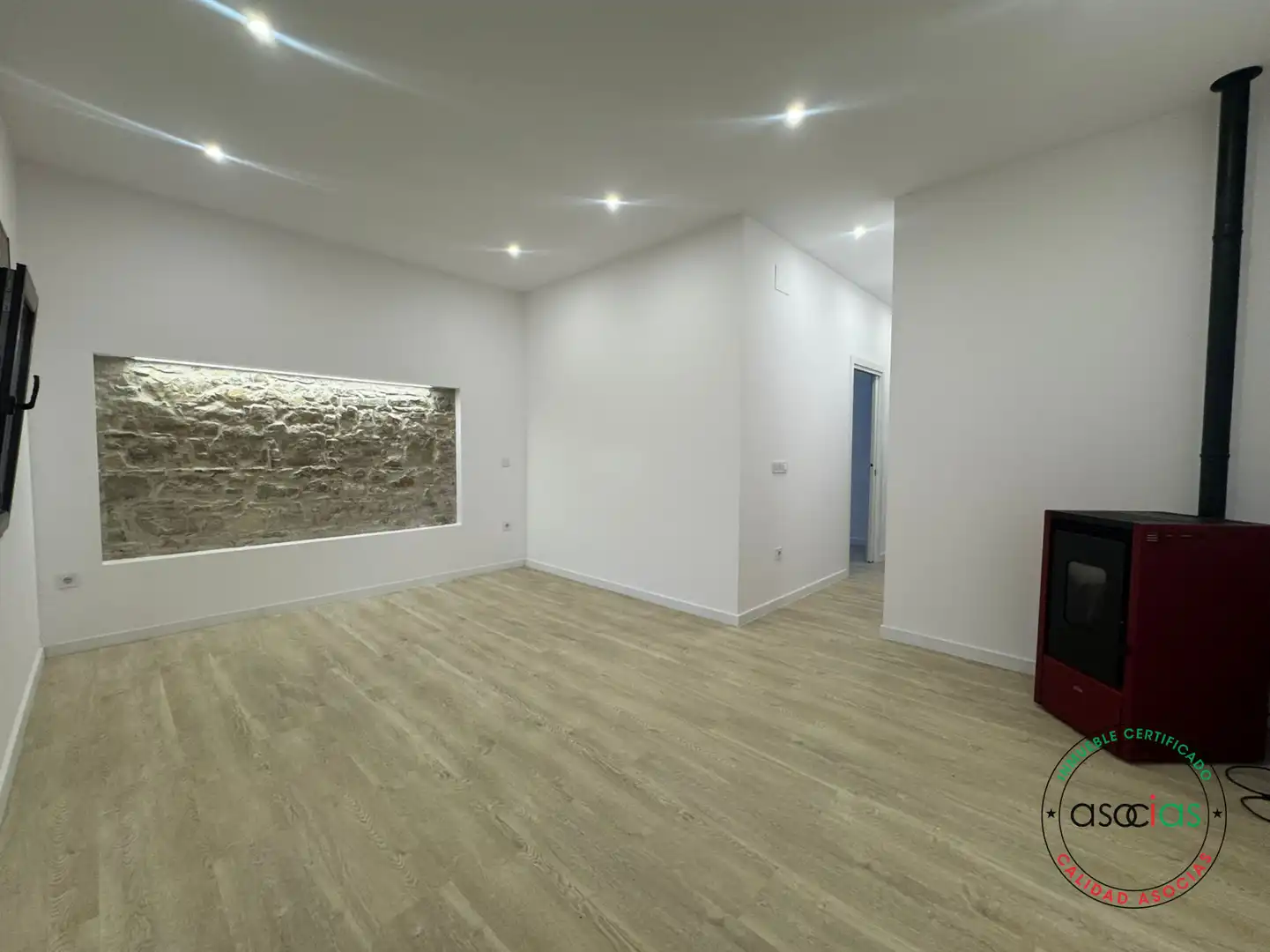 Casa adosada en venta en Gijón  con Calefacción y Jardín privado