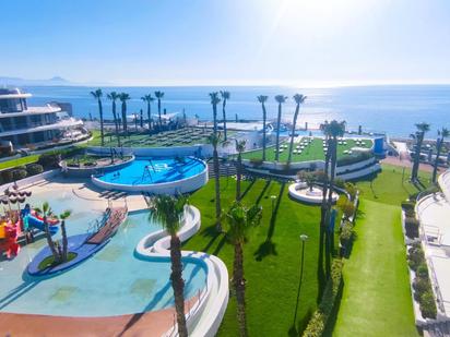 Piscina de Apartament en venda en Elche / Elx amb Aire condicionat, Calefacció i Jardí privat