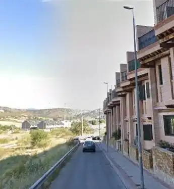Vista exterior de Casa o xalet en venda en Villanueva del Pardillo amb Jardí privat, Terrassa i Balcó