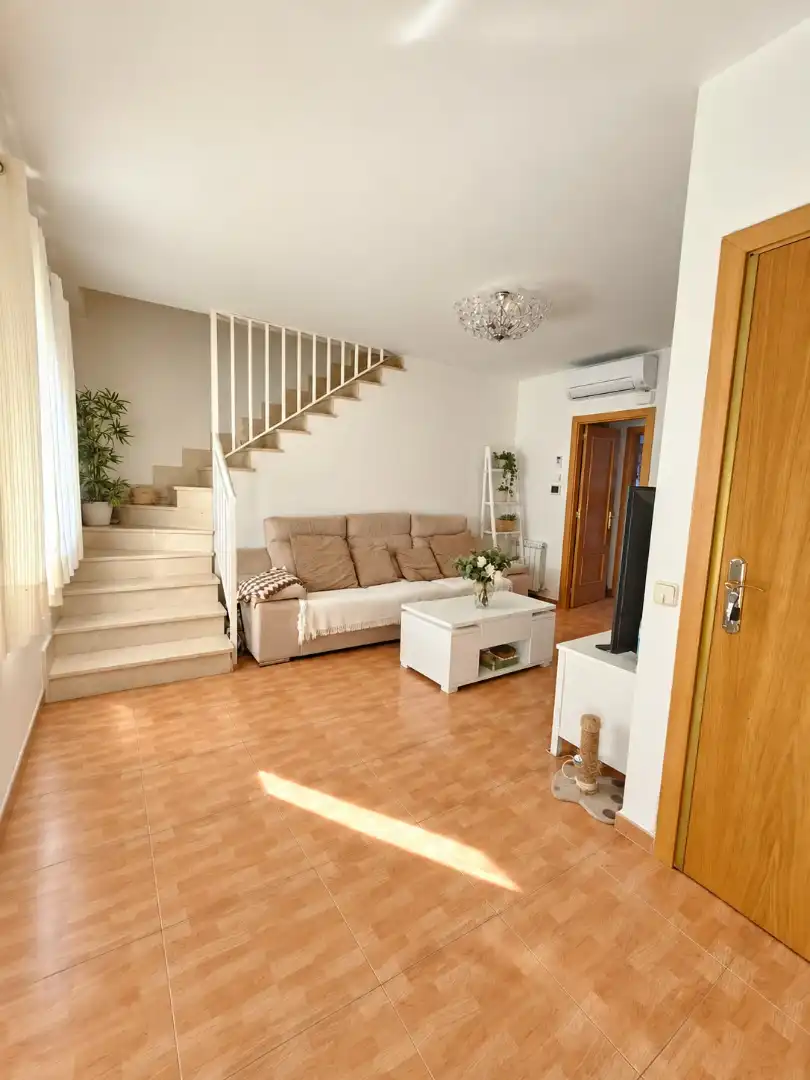 Sala de estar de Dúplex en venta en El Álamo, Madrid