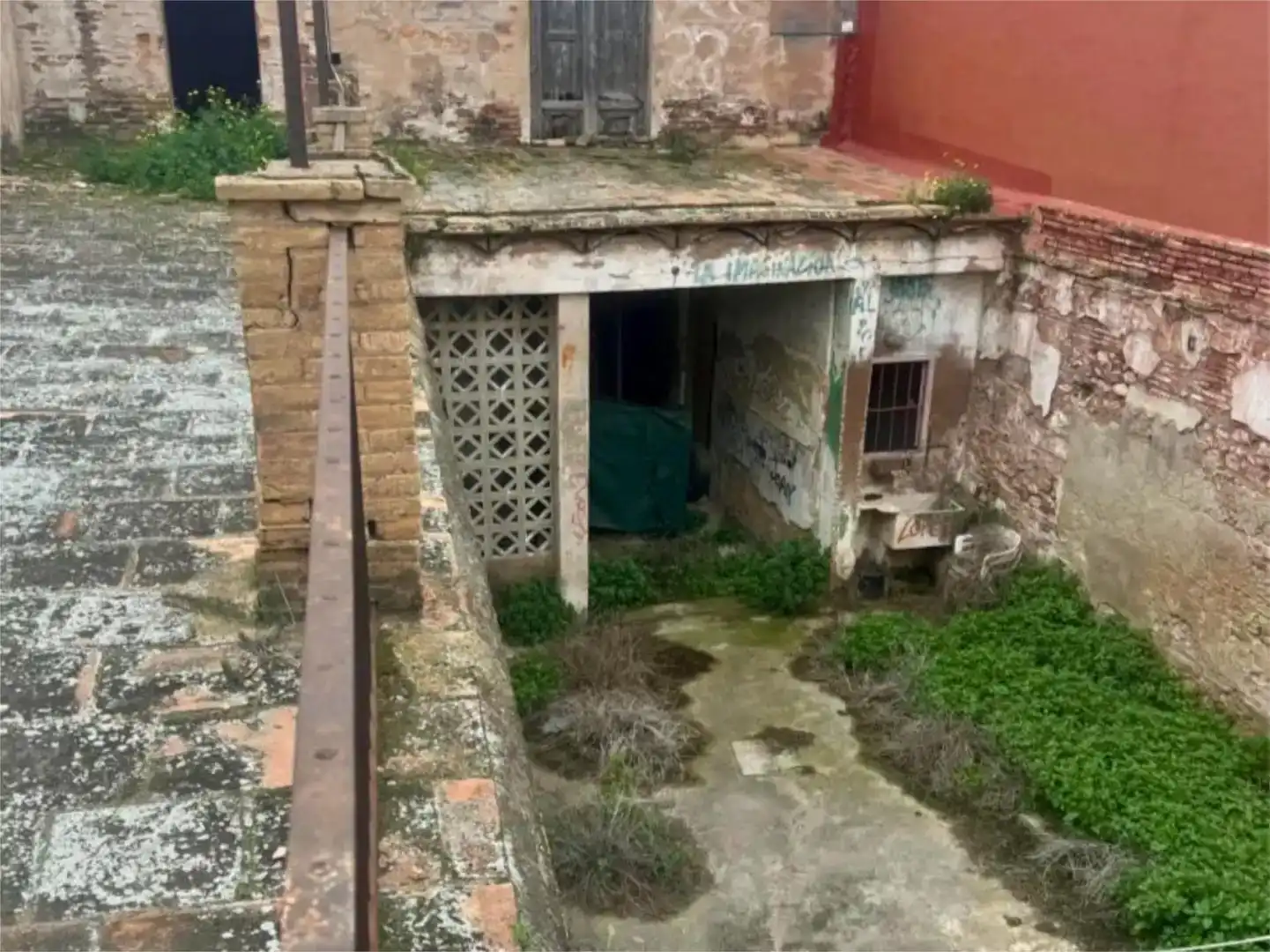 Vista exterior de Planta baixa en venda en Moncada amb Balcó