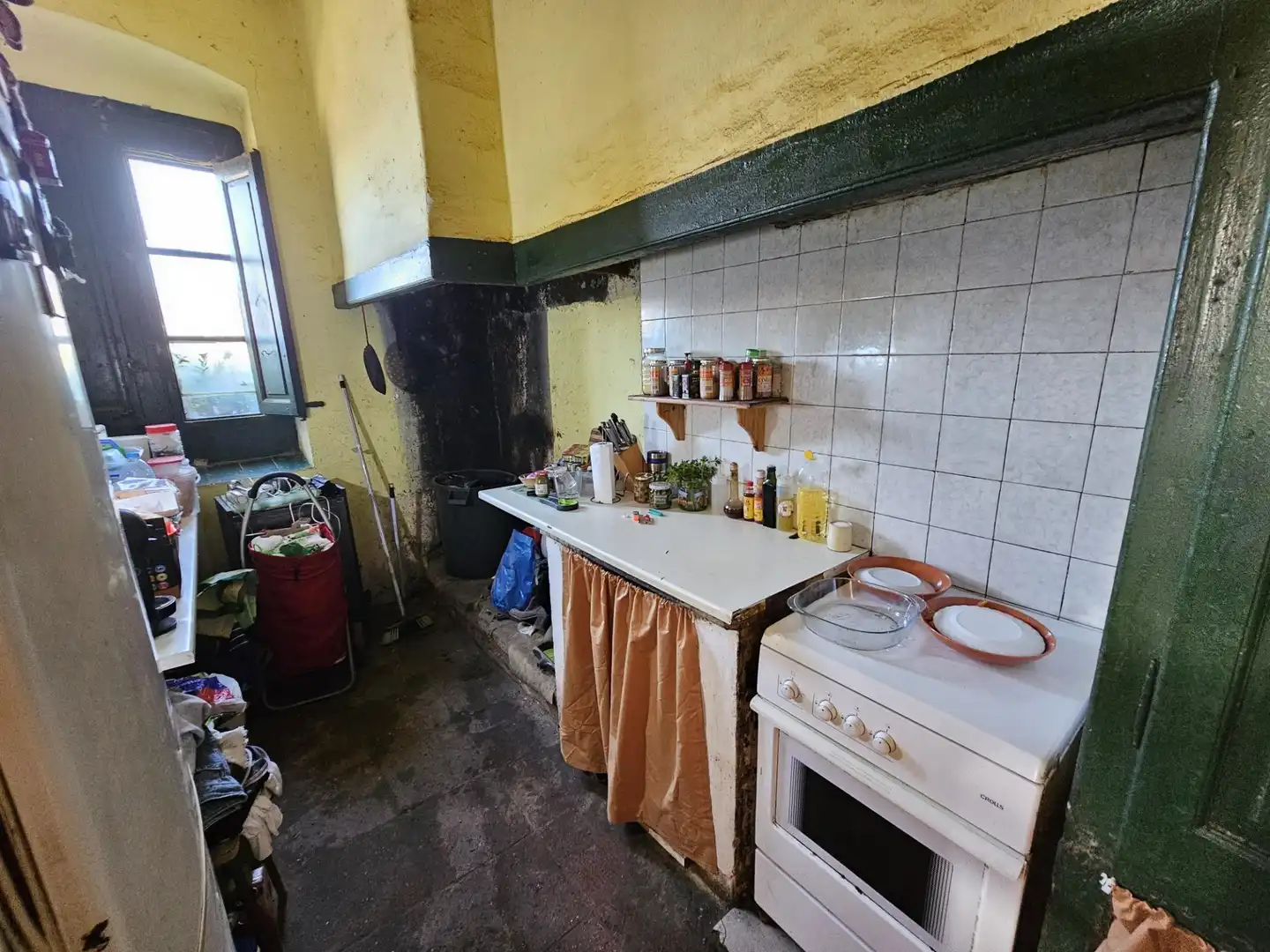 Cocina de Finca rústica en venta en Canet de Mar con Jardín privado