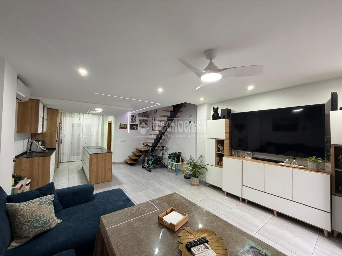 Casa adosada en venda en Mengíbar