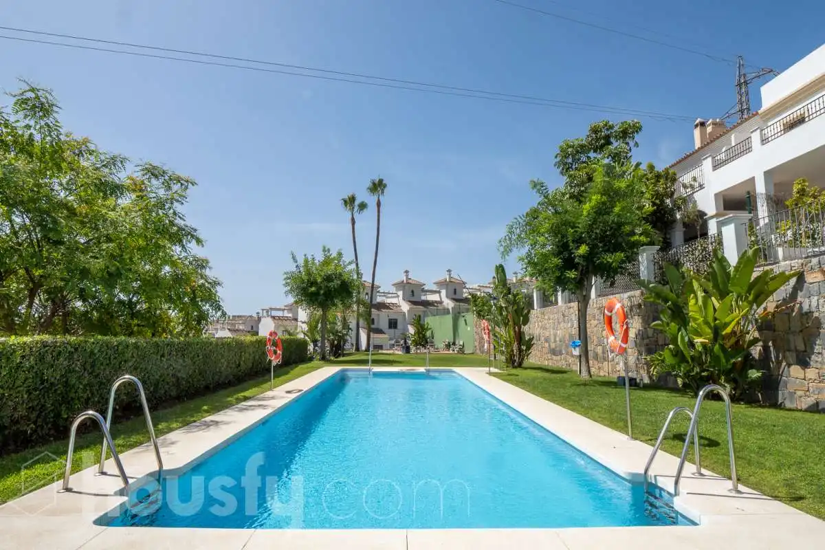 Exterior view of Houses for sale in Estepona  with Air Conditioner, Heating and Private garden