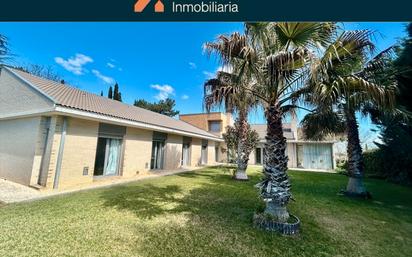 Exterior view of House or chalet for sale in Zuera  with Air Conditioner, Heating and Private garden