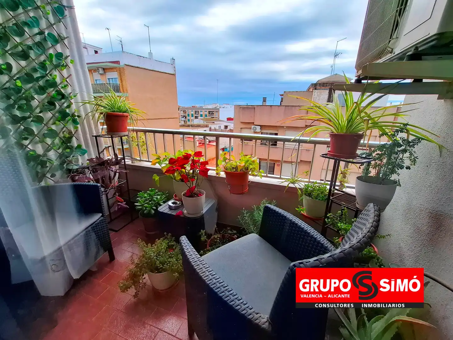 Balcony of Flat for sale in Alcàsser  with Air Conditioner, Storage room and Oven