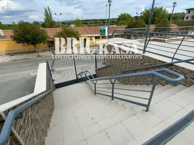 Terraza de Local en venta en Torrejoncillo con Aire acondicionado