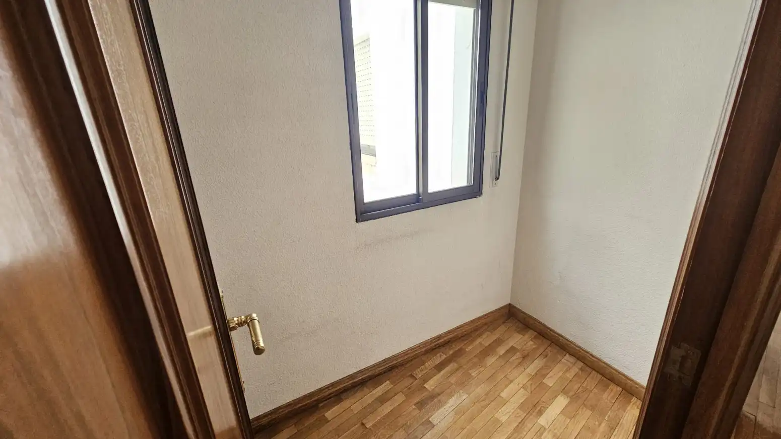 Bedroom of Flat for rent in Salamanca  with Heating, Parquet flooring and Terrace