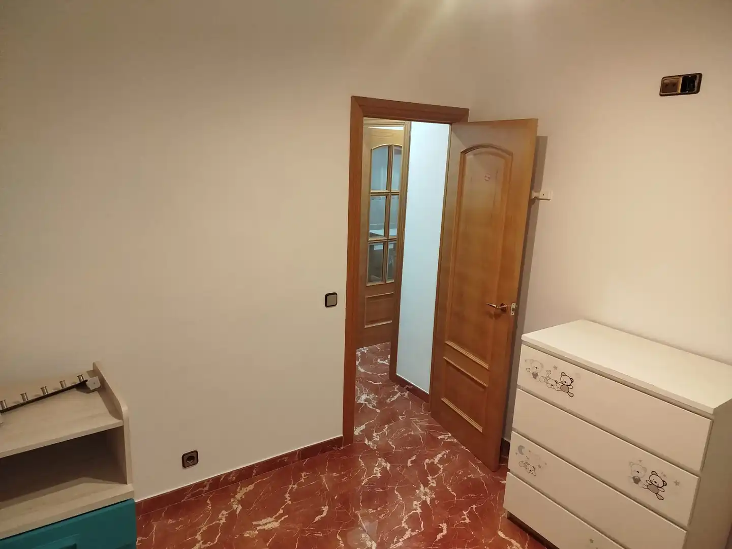 Habitación de Piso en venta en Badalona con Aire acondicionado, Amueblado y Horno
