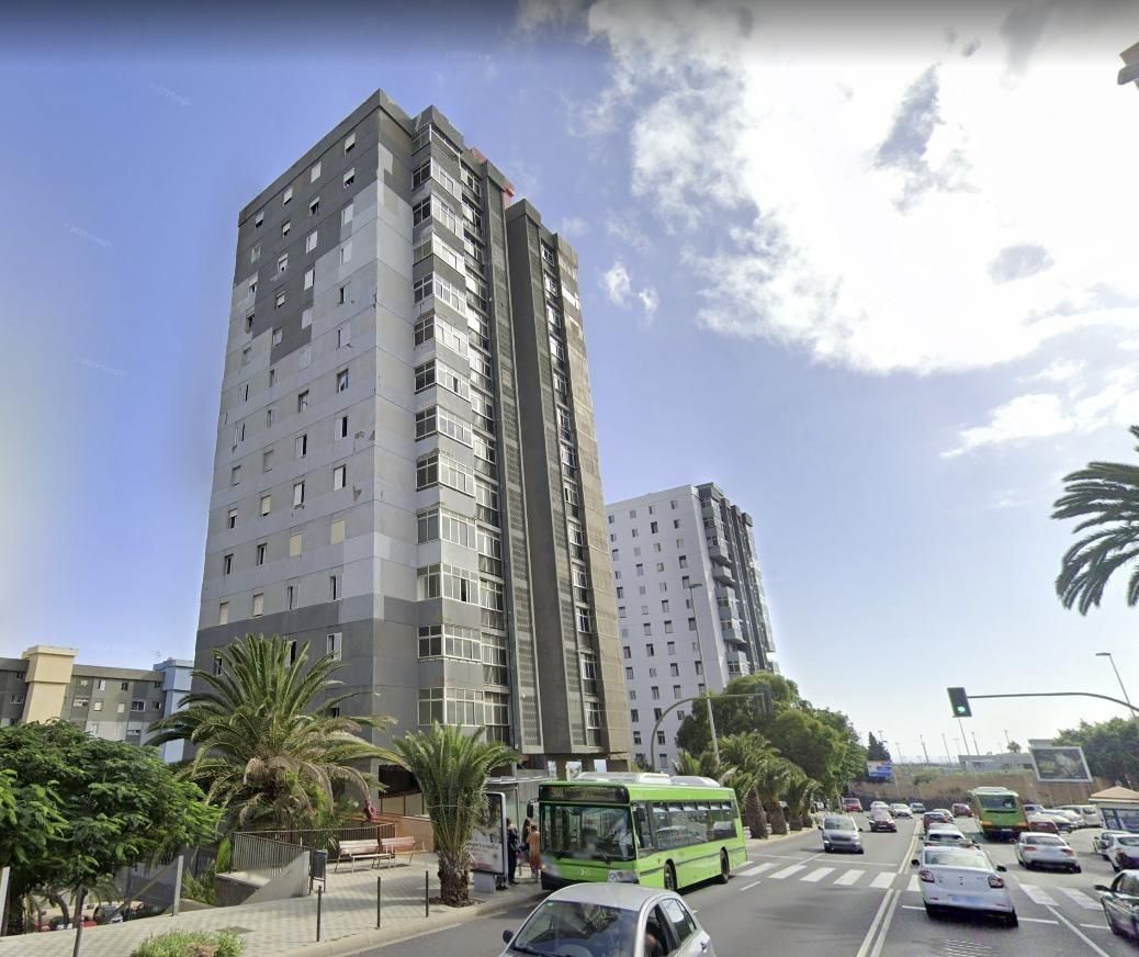 Exterior view of Flat for sale in  Santa Cruz de Tenerife Capital  with Terrace and Balcony