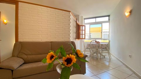 Foto 3 de Piso de alquiler en Calle Veintinueve de Abril, Santa Catalina - Canteras, Las Palmas de Gran Canaria