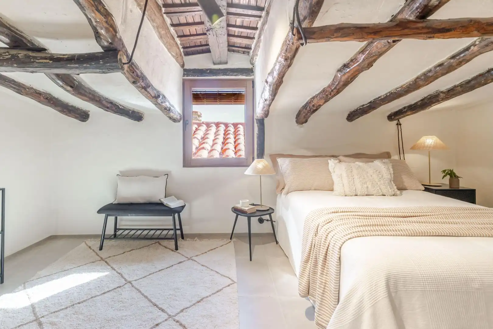 Habitación de Finca rústica en venta en Venta del Moro con Jardín privado, Terraza y Amueblado