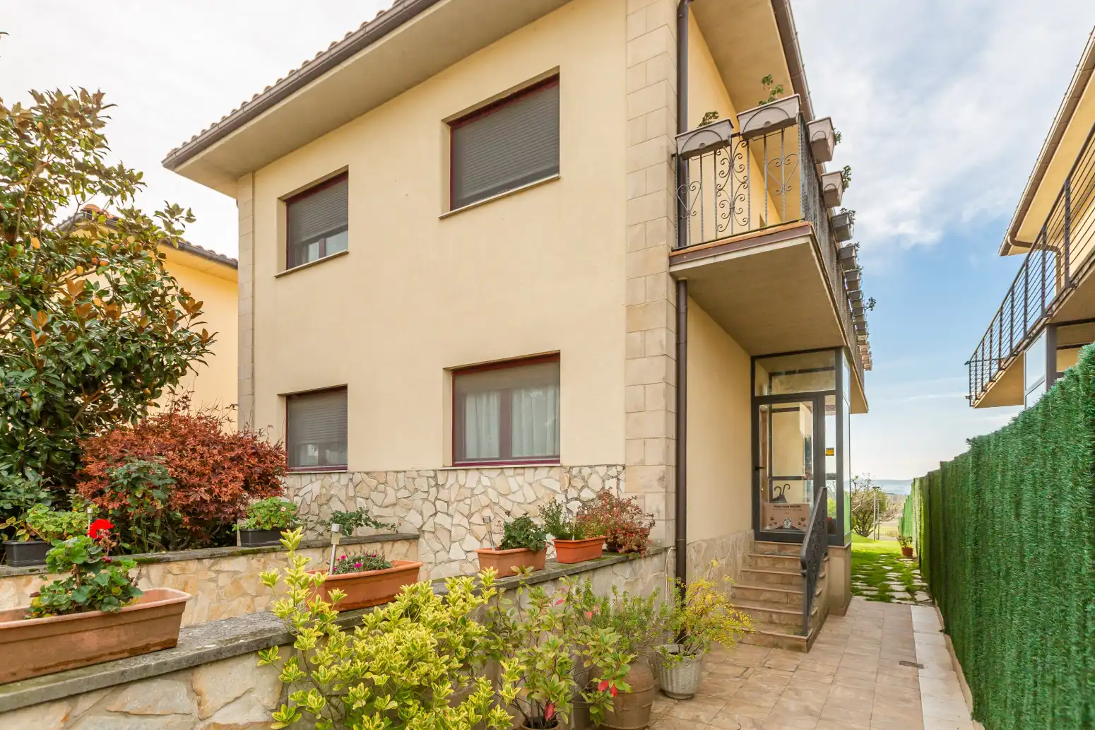 Vista exterior de Casa o xalet en venda en Berrioplano / Berriobeiti amb Calefacció, Jardí privat i Parquet