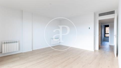 Photo 3 of Flat to rent in Carrer de Vallseca, Turó de Can Mates, Barcelona