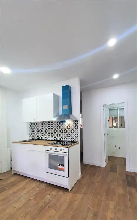 Oficina en venta en Calle de Fray José Cerdeiriña, Las Águilas