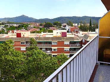 Àtic amb balcó en venda a Martinica – Ateneu