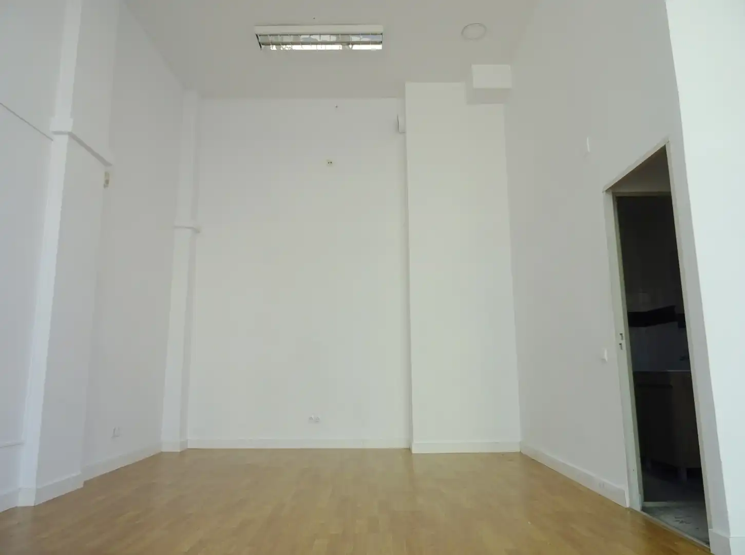Local de alquiler en Terrassa con Parquet