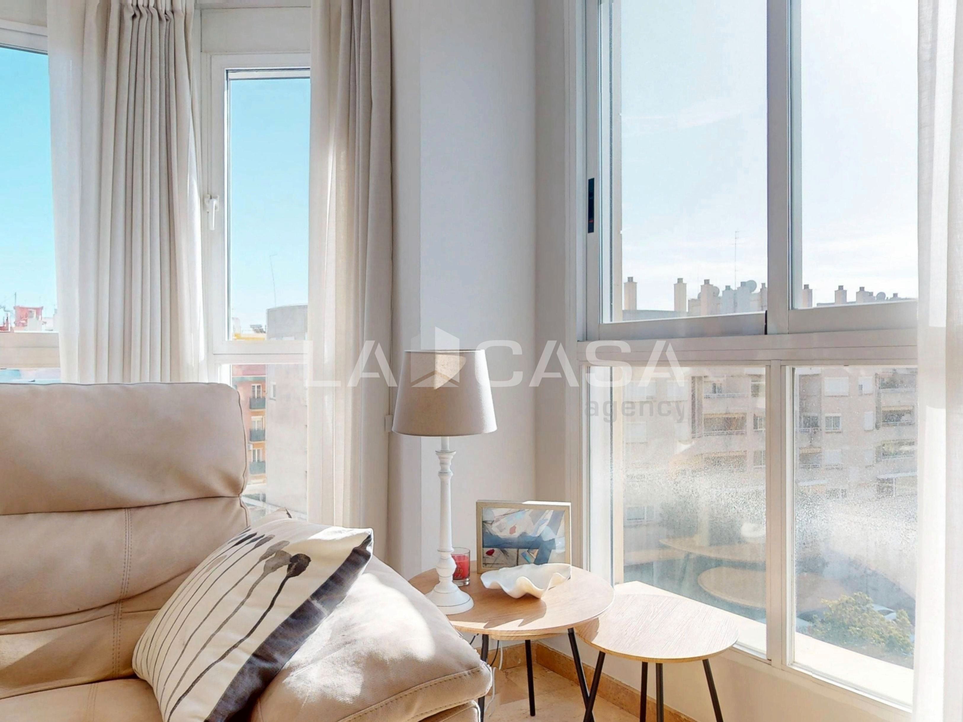 Bedroom of Flat for sale in  Valencia Capital
