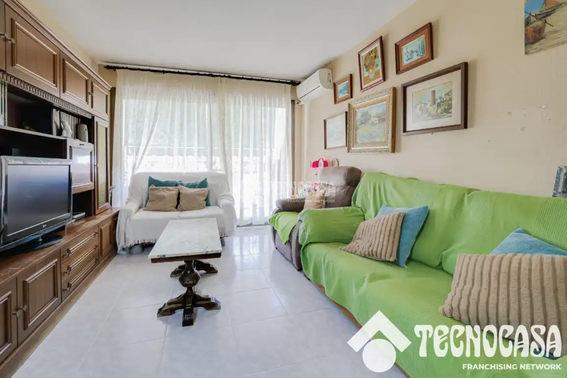 Sala de estar de Piso en venta en Premià de Mar con Balcón