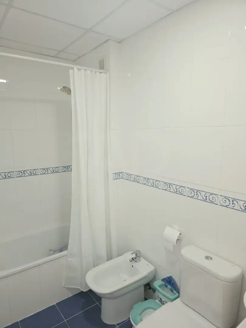 Bathroom of Flat for sale in Puerto Real  with Air Conditioner, Heating and Swimming Pool