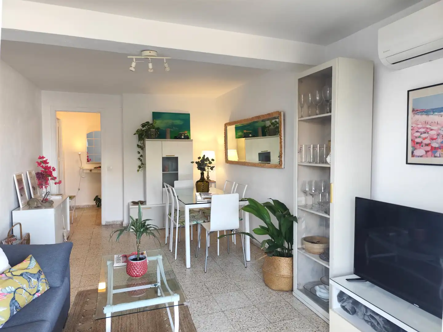 Appartamento con terrazza in affitto a Avenida de las Piletas, imagen 6
