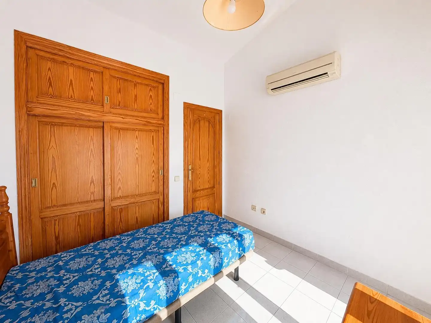 Dormitori de Àtic en venda en Torrevieja amb Aire condicionat, Moblat i Rentadora